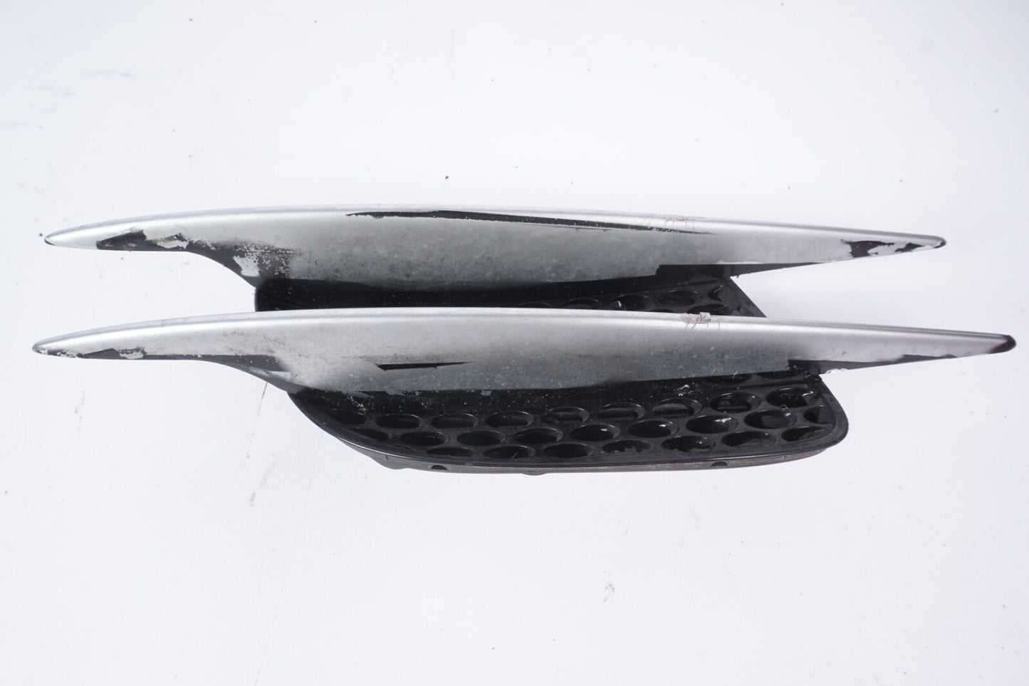 Oem 03-2008 Mercedes R230 SL500 SL55 SL600 Fender Grill Grille Vent Left Side