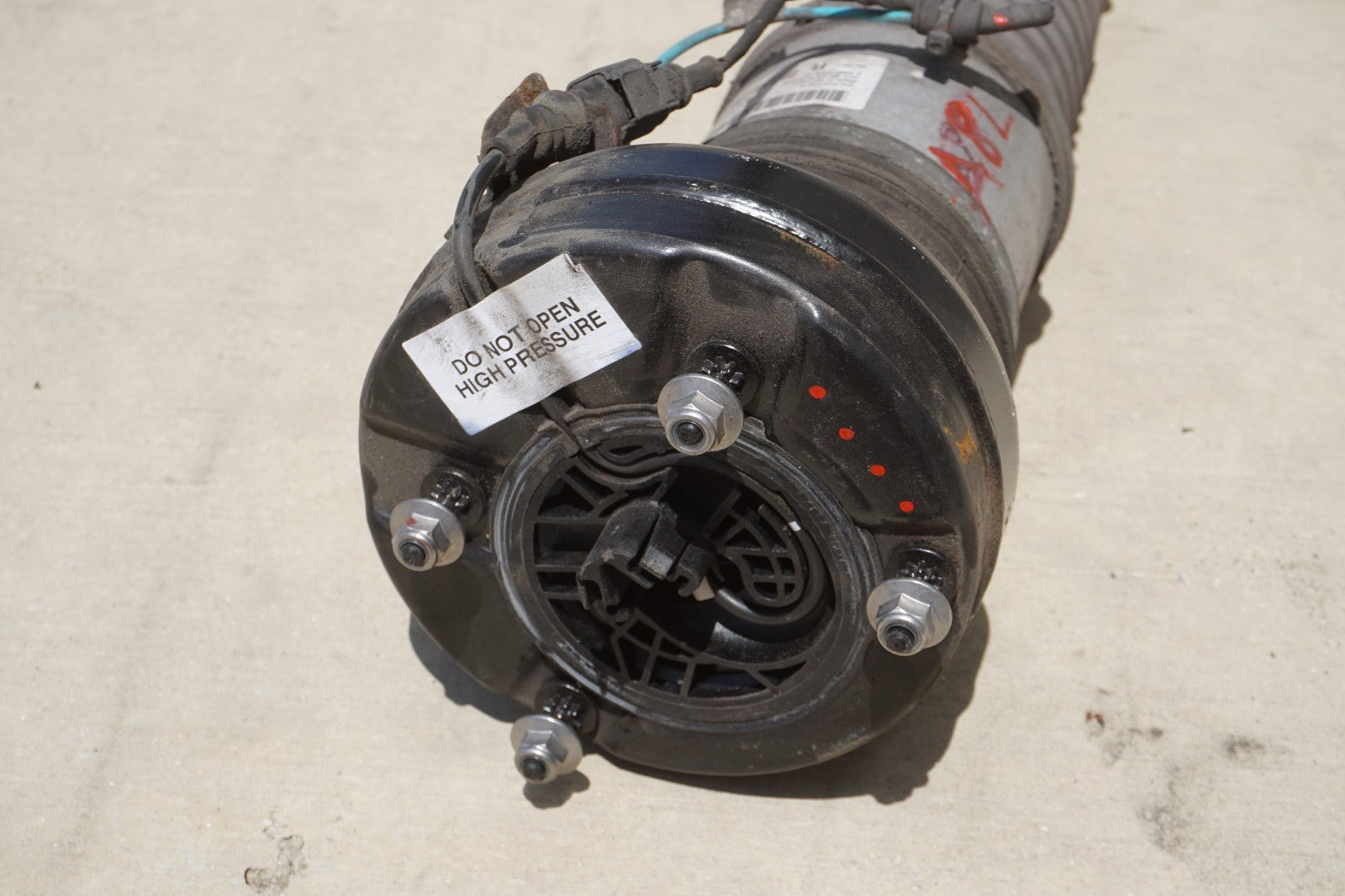 2011 - 2018 Audi A8 S8 Awd Rear Right Air Shock Strut OEM