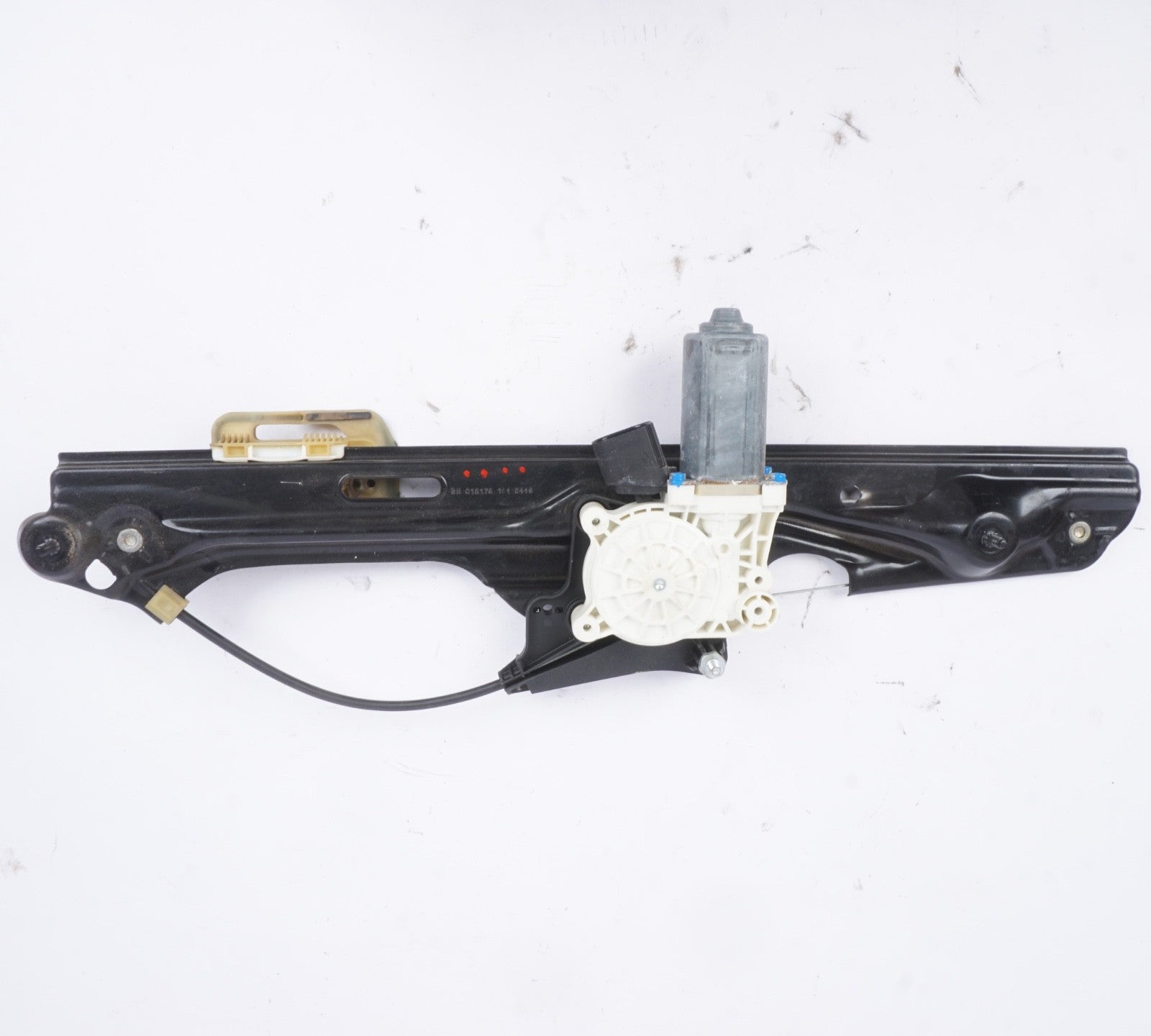 2011 - 2017 BMW F25 X3 REAR RIGHT DOOR WINDOW REGULATOR W MOTOR