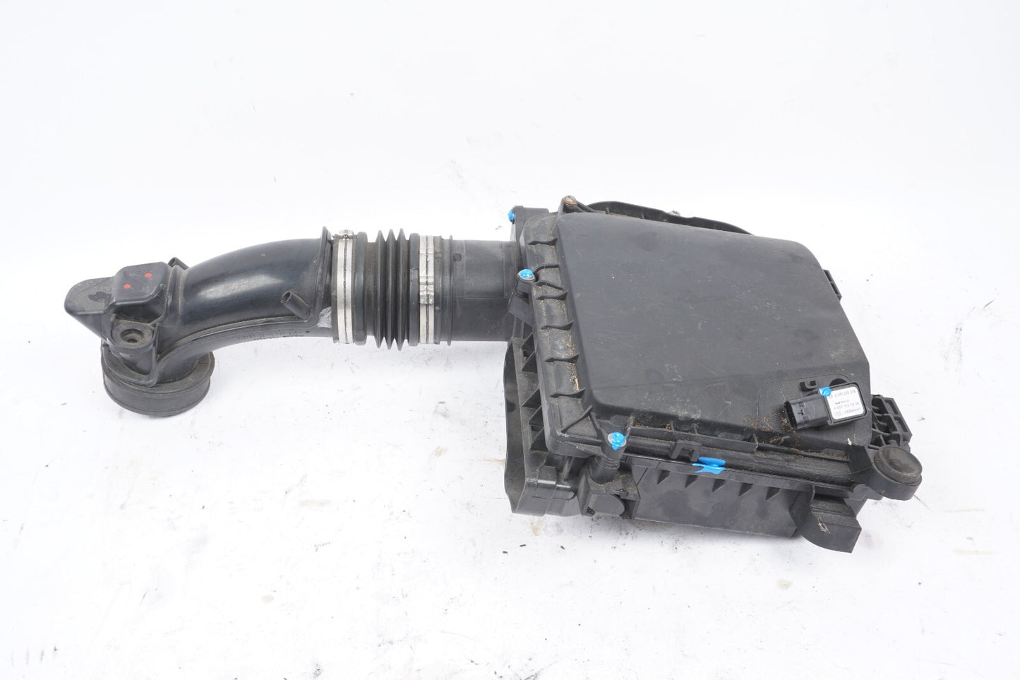 14-17 Mercedes S550 W222 3.0L Right Passenger Air Cleaner Filter Box  OEM