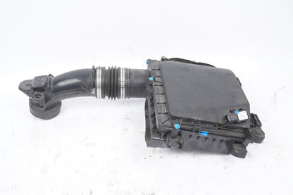14-17 Mercedes S550 W222 3.0L Right Passenger Air Cleaner Filter Box  OEM