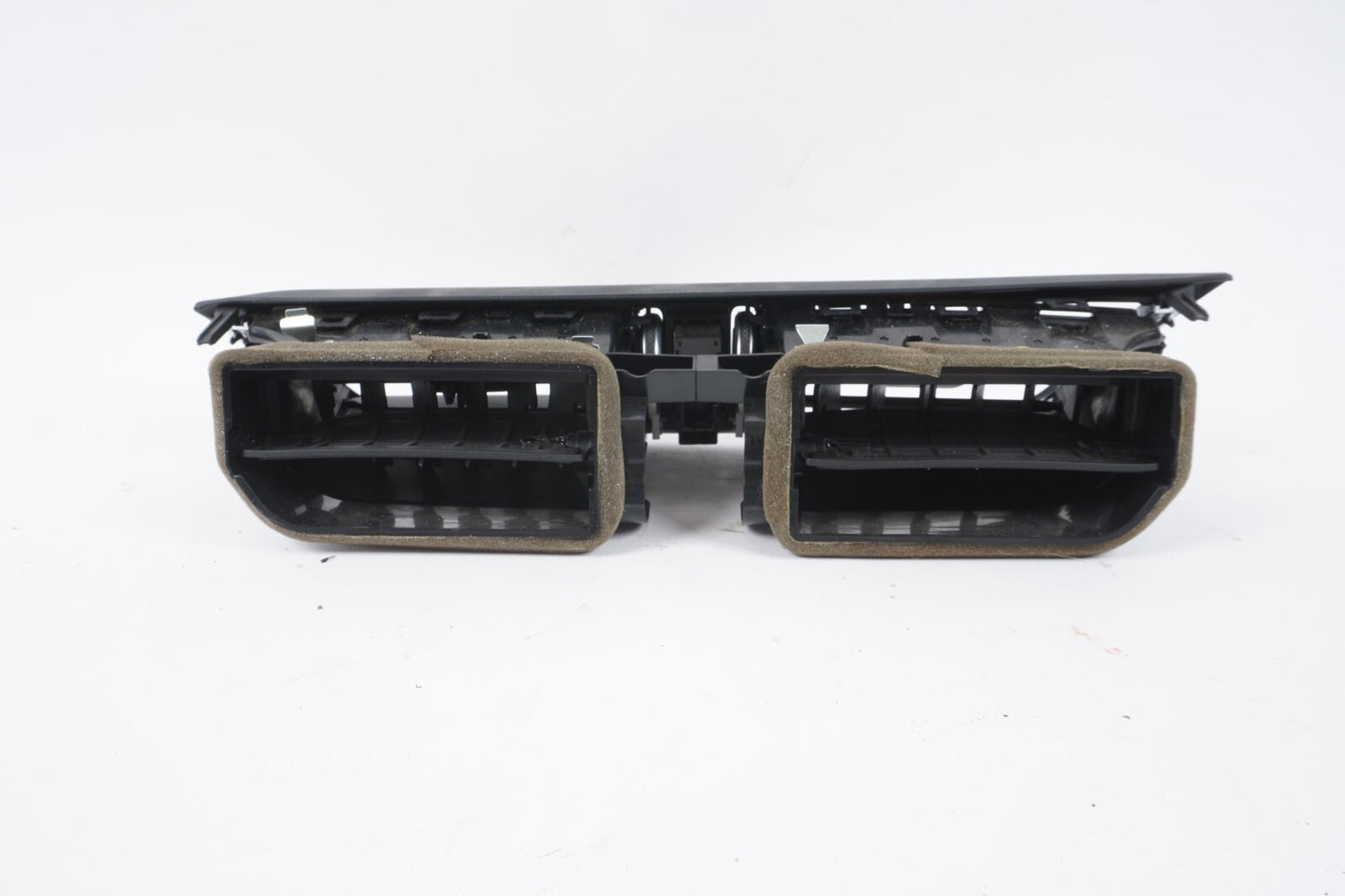 17 - 21 Alfa Romeo Giulia DASH CENTER AC HEATER AIR VENT  OEM