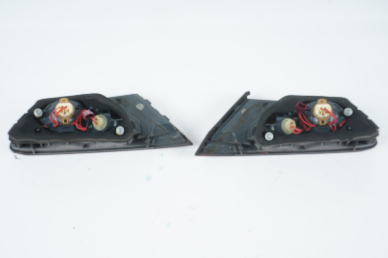 2012 - 2018 BMW 650i 640i INNER TRUNK LID TAIL LIGHT LAMP LEFT & RIGHT  OEM