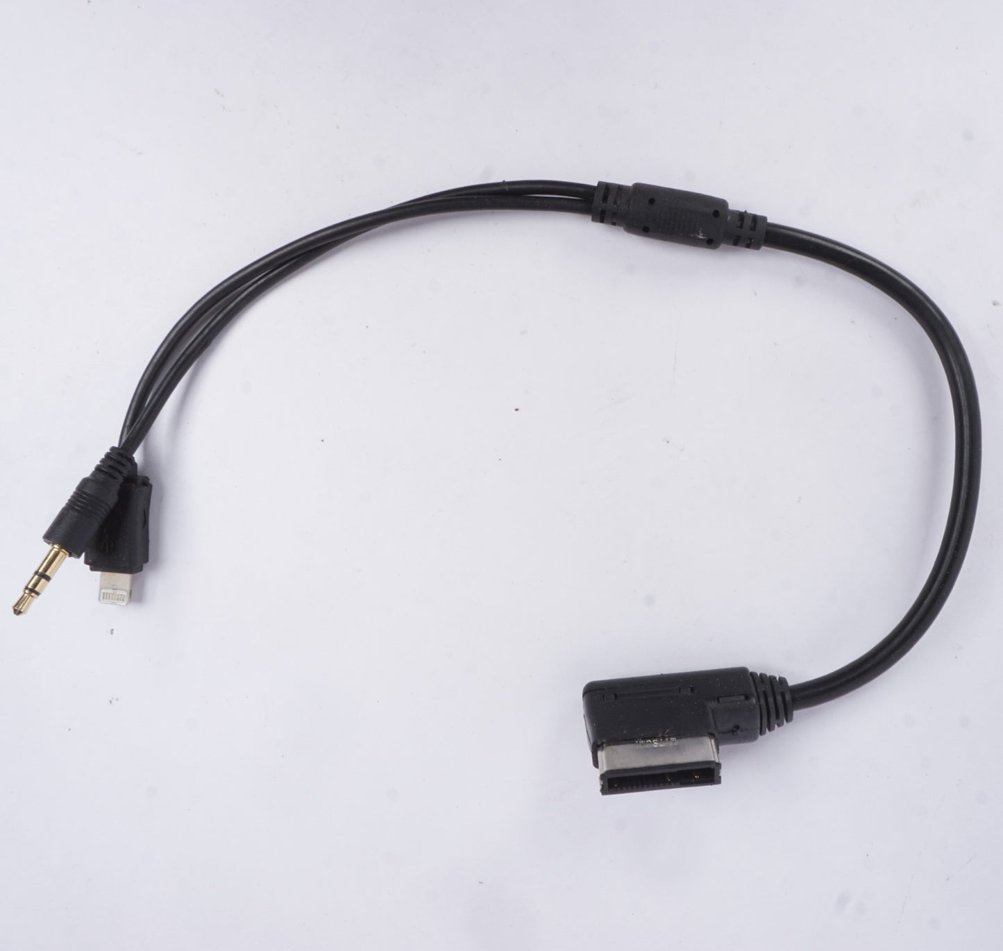 2011 - 2014 AUDI A8 QUATTRO S8 AUX CABLE OEM