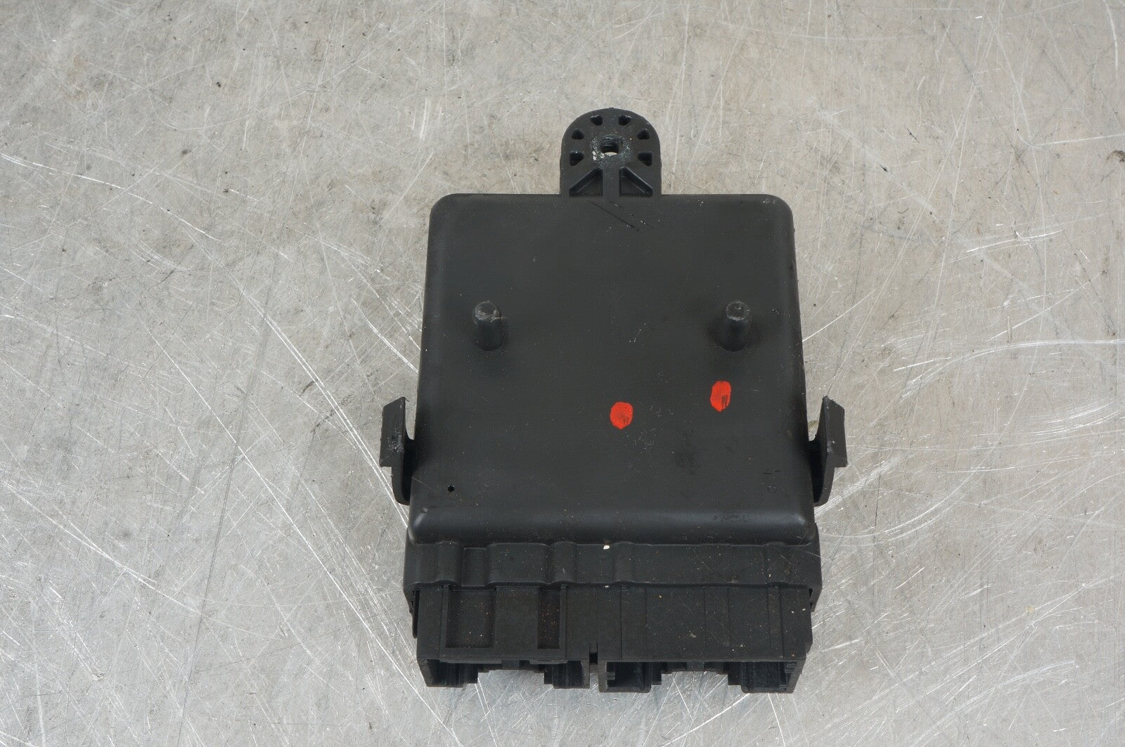 2020-2023 CADILLAC CT4 FRONT RIGHT SIDE SEAT HEAT HEATER CONTROL MODULE OEM