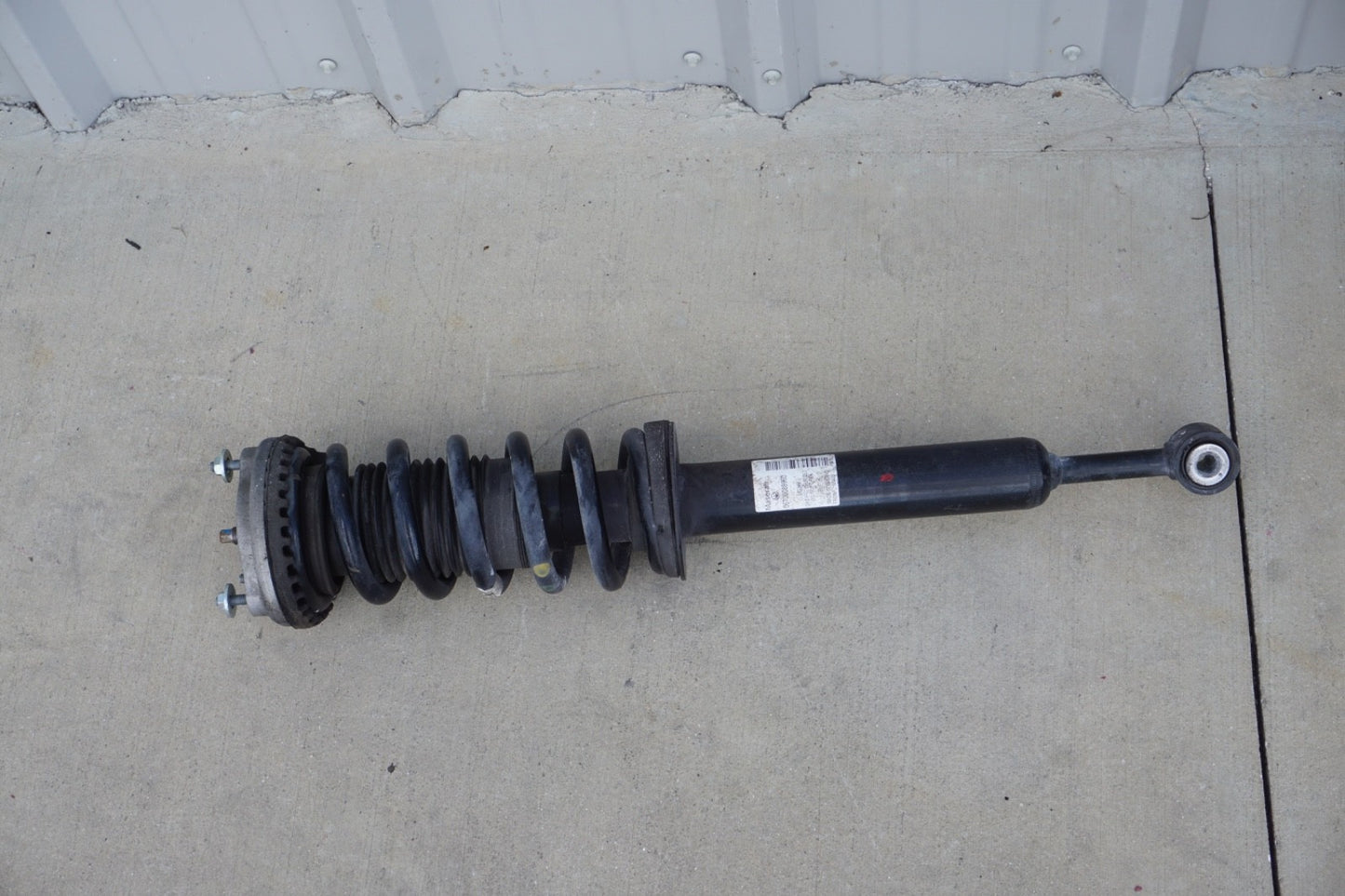 2014 - 2020 Maserati Ghibli Front Left Shock Absorber Spring Strut OEM