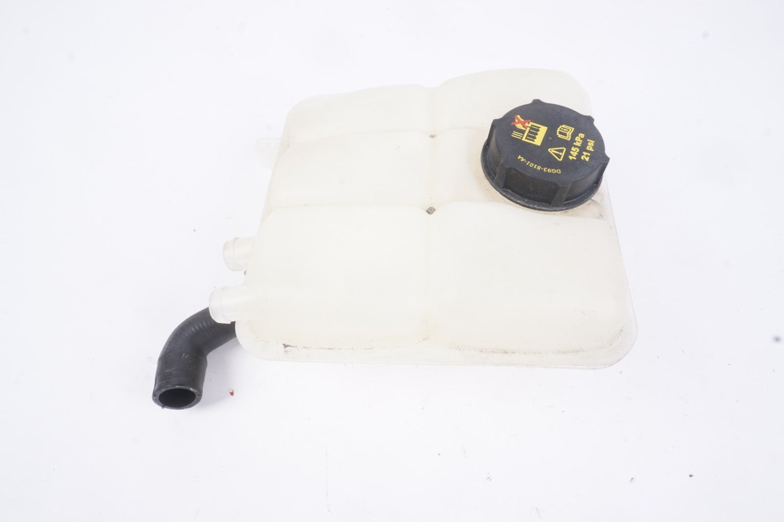 12-18 Ford Focus 2.0 FWD SEDAN SE Radiator Coolant Overflow Reservoir Tank B