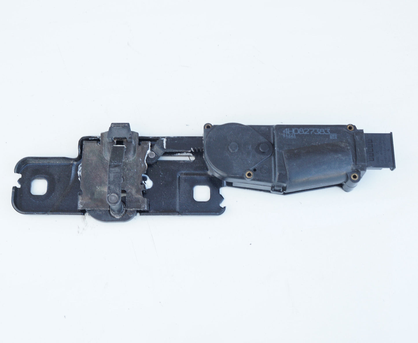 2011 - 2018 AUDI A8L REAR TRUNK LID LOCK LATCH STRIKER PLATE 4H0827383 OEM