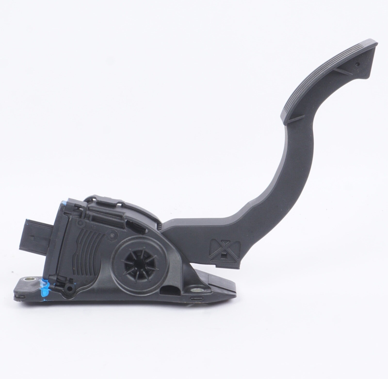 2015 - 2018 FORD FOCUS Front Foot Accelerator Throttle Gas Pedal Assembly
