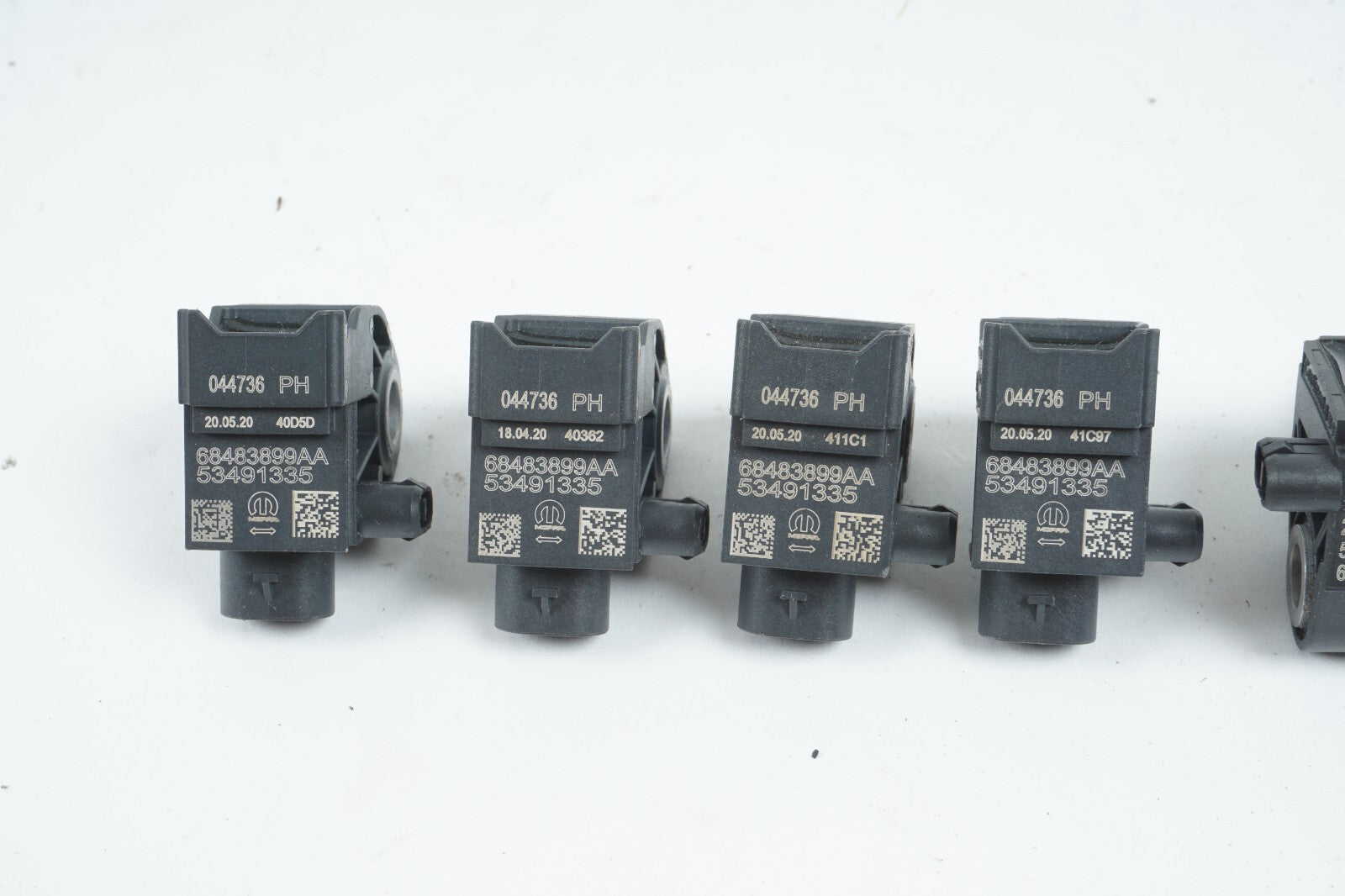 2017-2020 CHRYSLER PACIFICA SENSORS SET OF 6 OEM