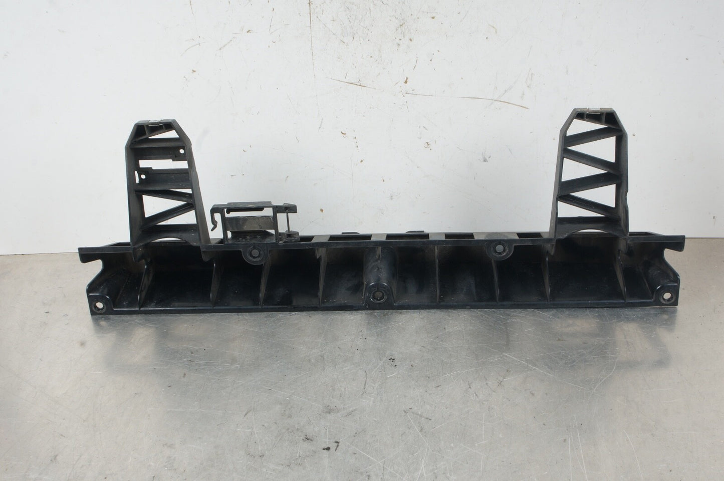 2007-2013 BMW X5 - REAR Bumper Mount Bracket (Center) 7158444
