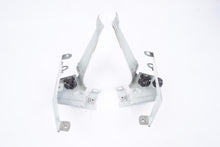 12-19 OEM BMW Front Left Right Fender Bracket White 7230583 F13 F06 F12
