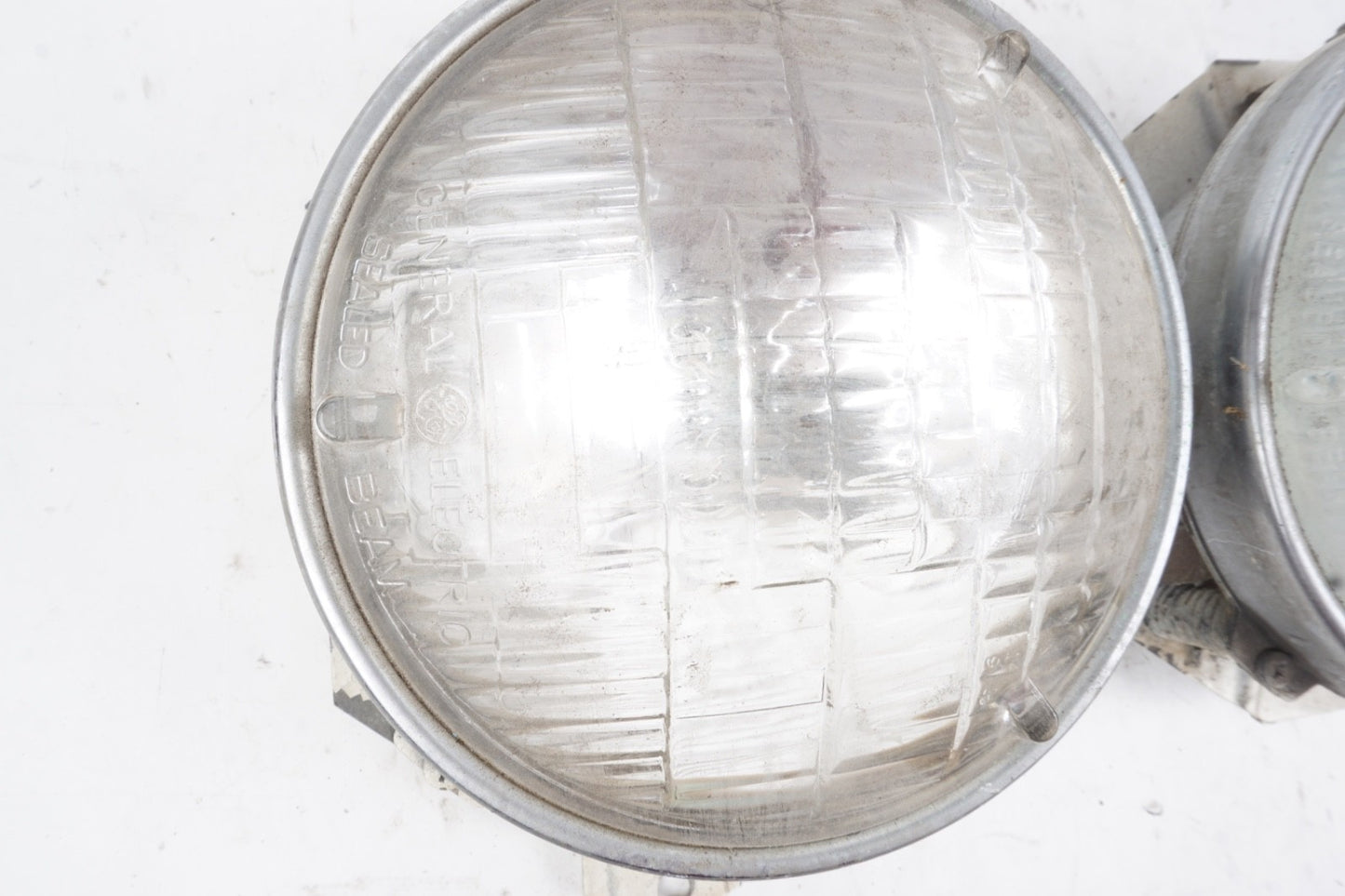 59-68 Mercedes W111 220sb 250se Left or Right Side Headlight Head Light Lamp OEM
