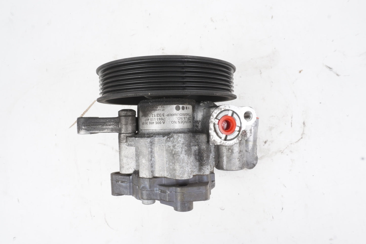 2012 - 2014 Mercedes W204 C250 M271 Power Steering Pump 0064663601 OEM 38k