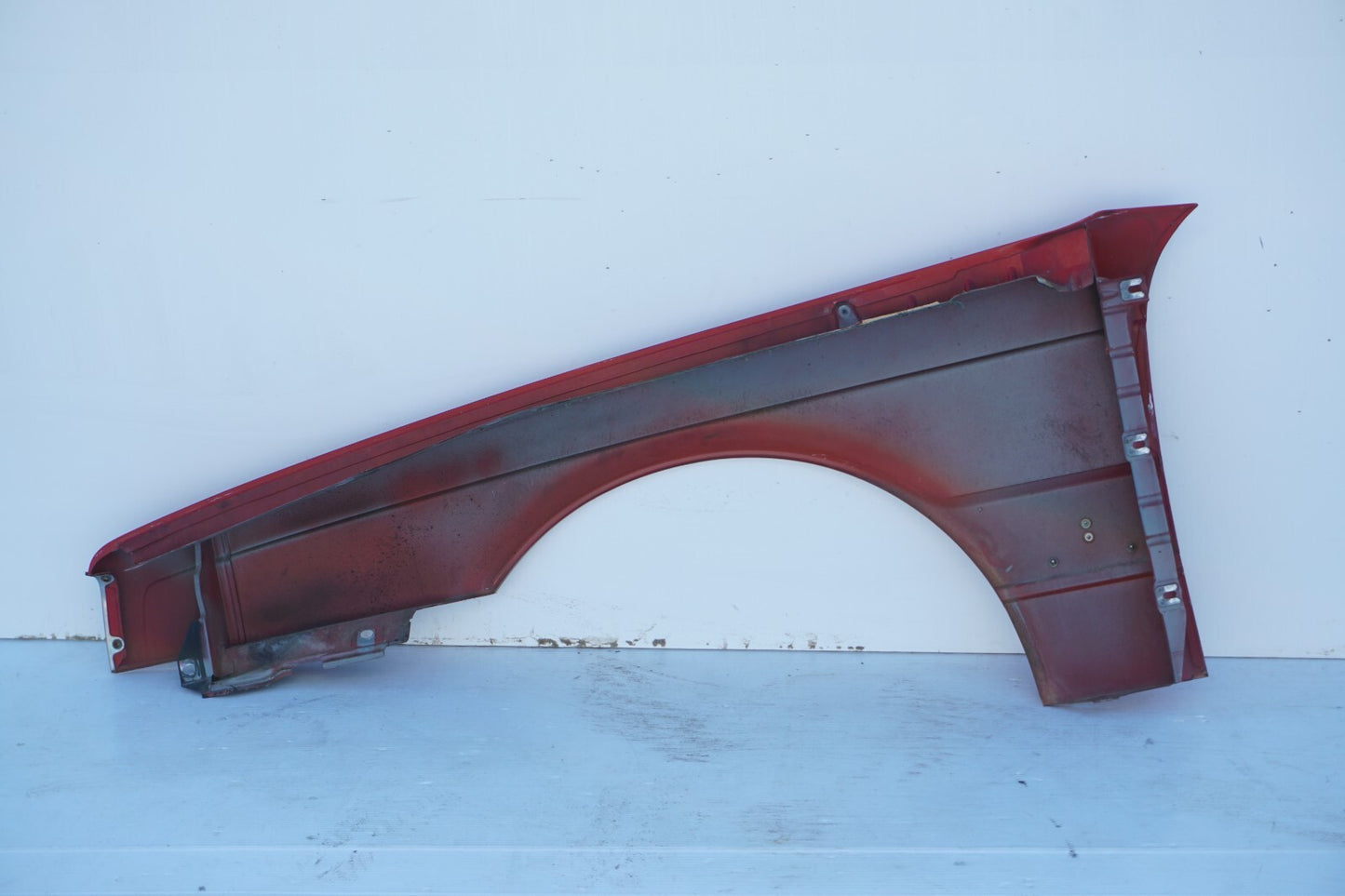 1987-1993 Cadillac Allante FRONT FENDER RIGHT PASSENGER SIDE OEM