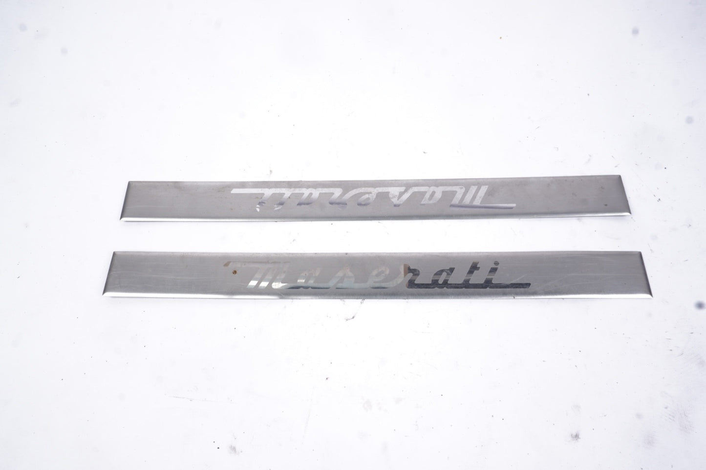 2014-2017 MASERATI GHIBLI LEFT RIGHT FRONT DOOR SILL SCUFF STEP PLATE OEM