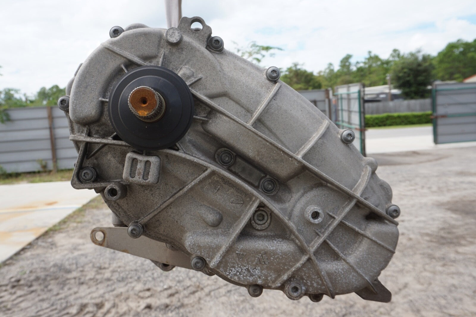2011-2014 PORSCHE CAYENNE 4.8L AWD 8-SPEED (MXJ) TRANSMISSION TRANSFER CASE