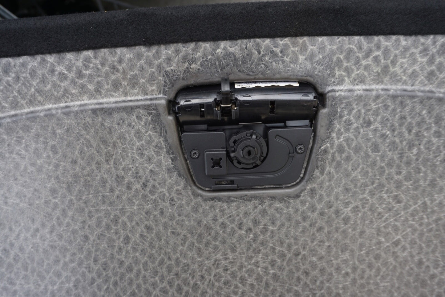 2015-2020 MERCEDES GLA250 X156 REAR TRUNK CARGO FLOOR CARPET LINER COVER MAT OEM