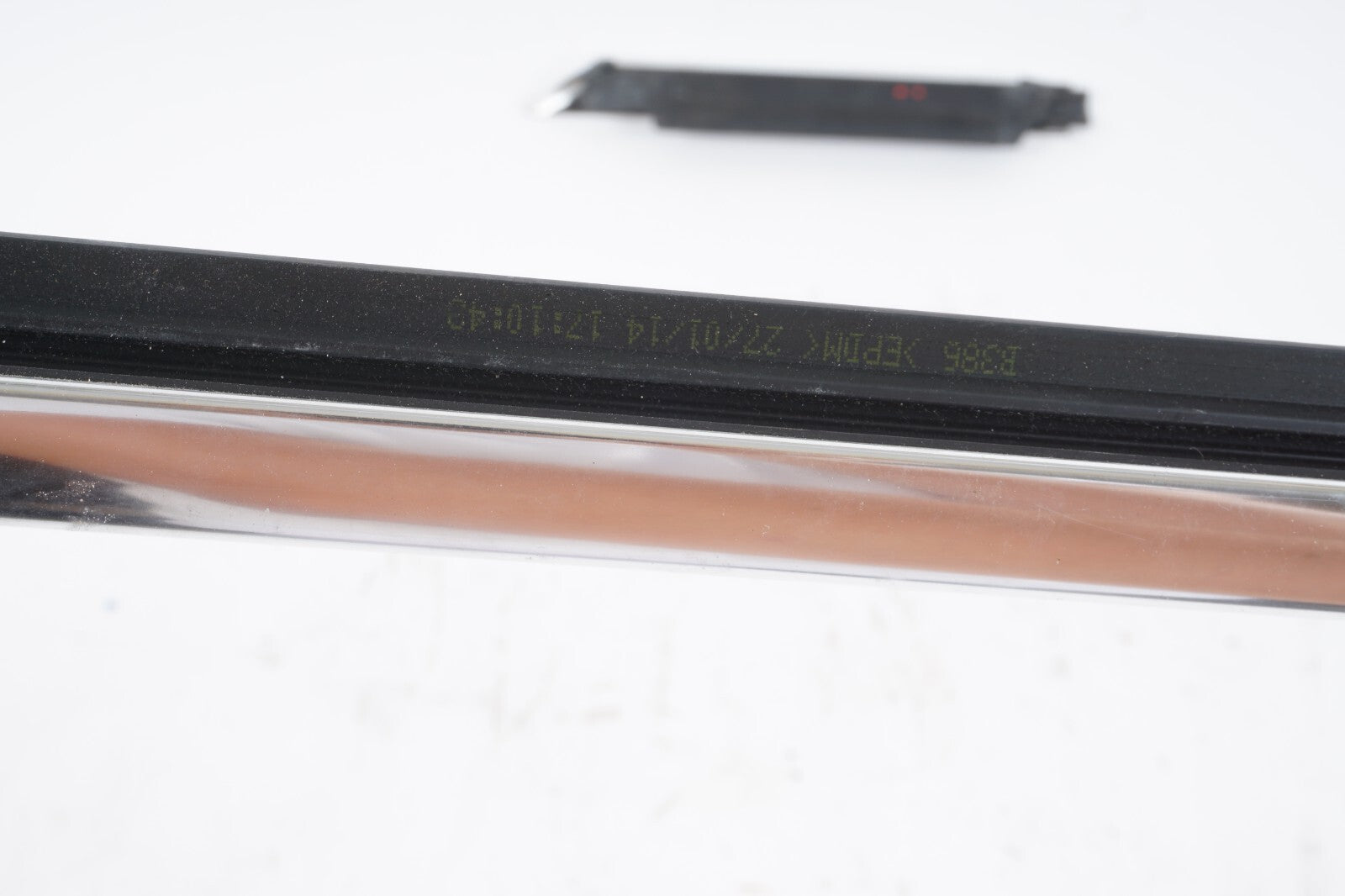 2014-2019 MASERATI GHIBLI FRONT RIGHT PASSENGER SIDE WINDOW BELT MOLDING SET OEM