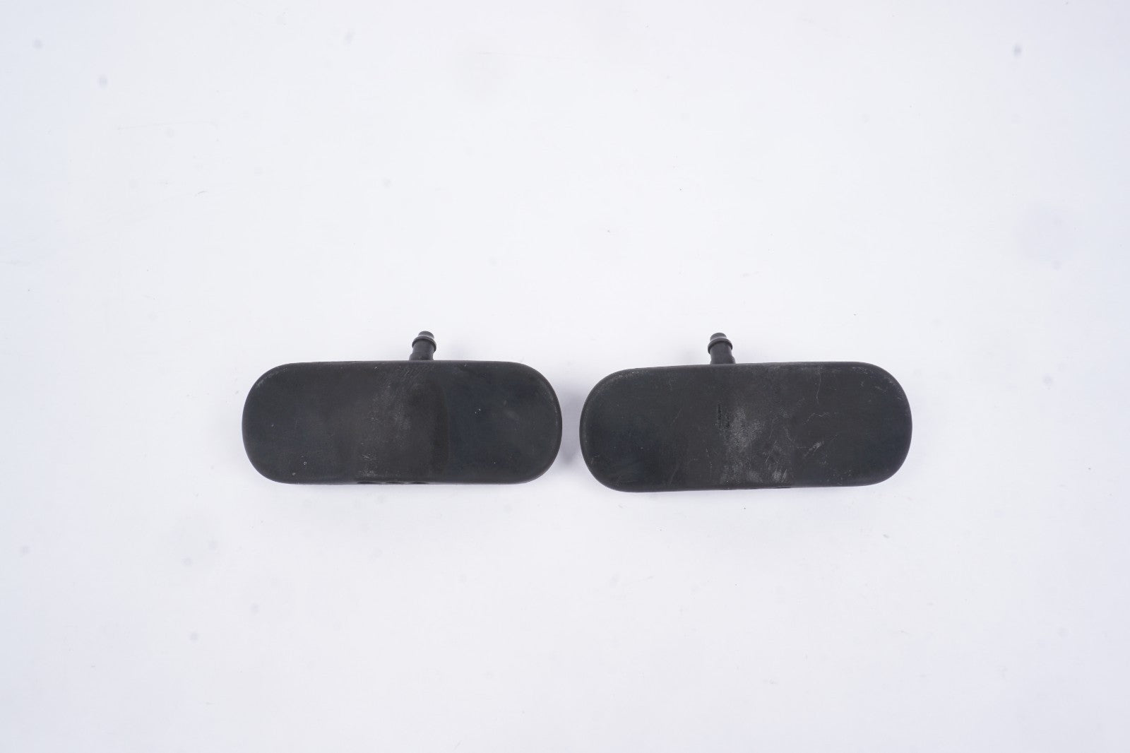 2011 - 2018 AUDI A8 QUTTRO WINDOW WASHER NOZZLE WITH HEATING SET OF 2 OEM
