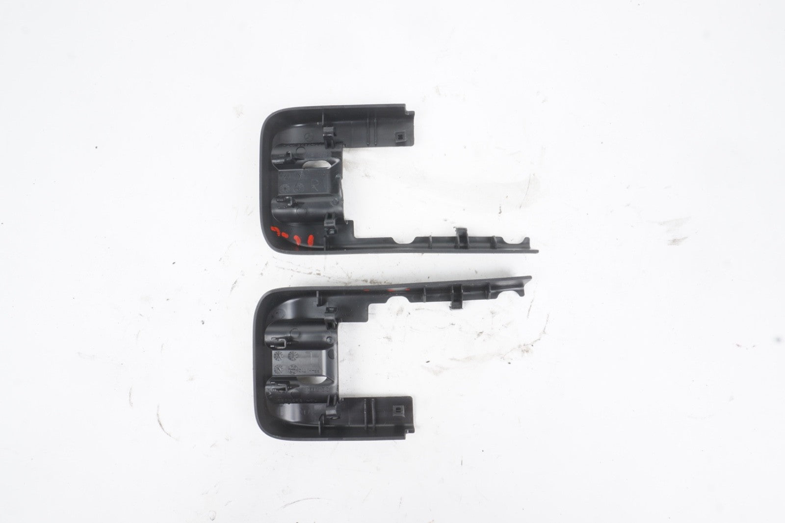 2020 - 2024 MERCEDES-BENZ EQB REAR LEFT RIGHT SEAT OUTER TRACK COVER TRIM OEM