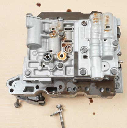 2006-2010 VOLVO C70 T5 TRANSMISSION VALVE BODY OEM