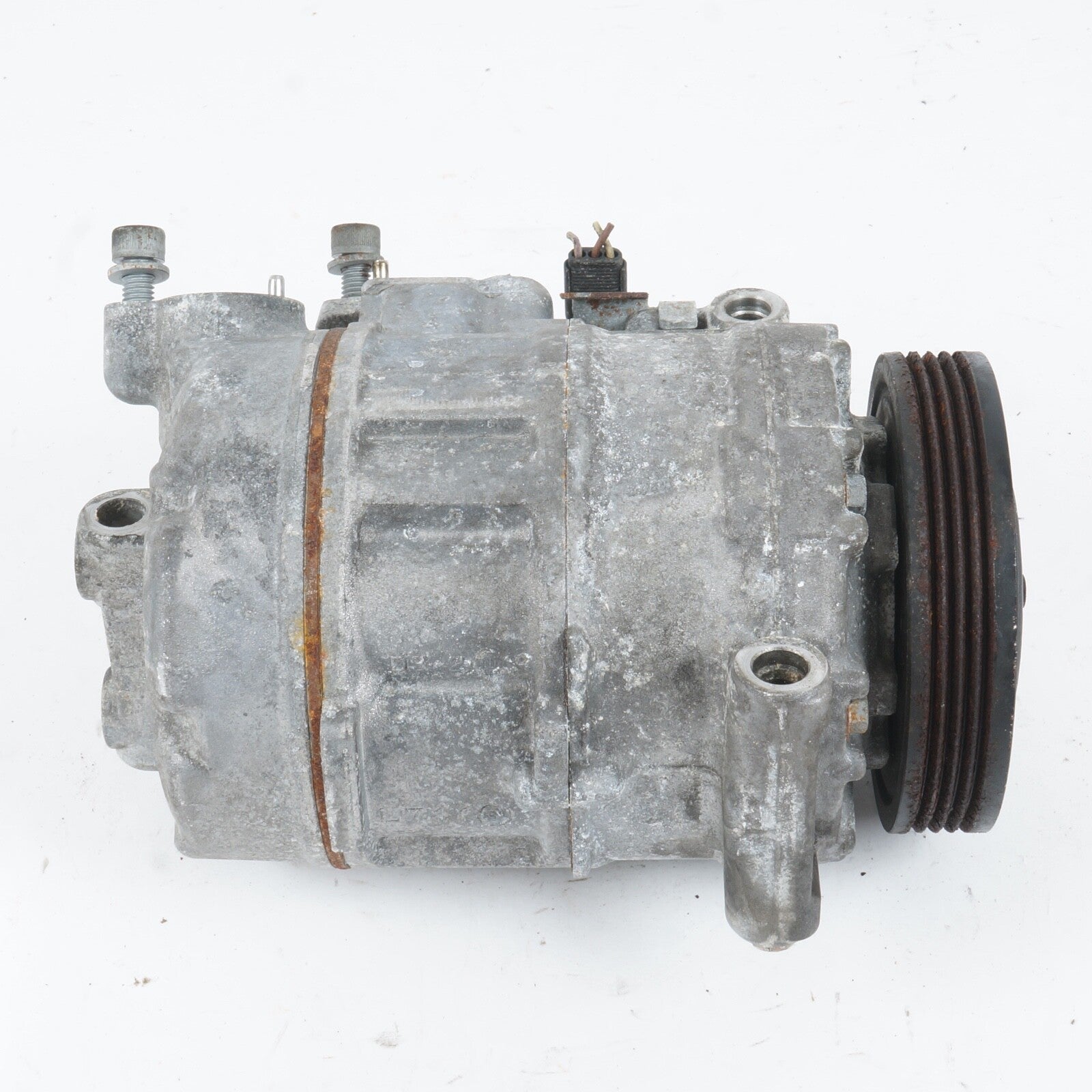 08-10 BMW 650i E64 E63 A/C Air Conditioning Compressor Pump 64509174806 OEM