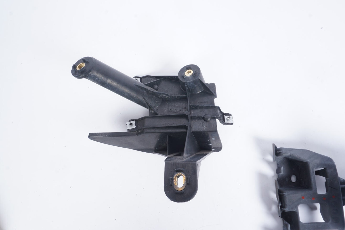 11-14 Porsche Cayenne Rear Right Pass Side Bumper Support Bracket Set Of 3 OEM
