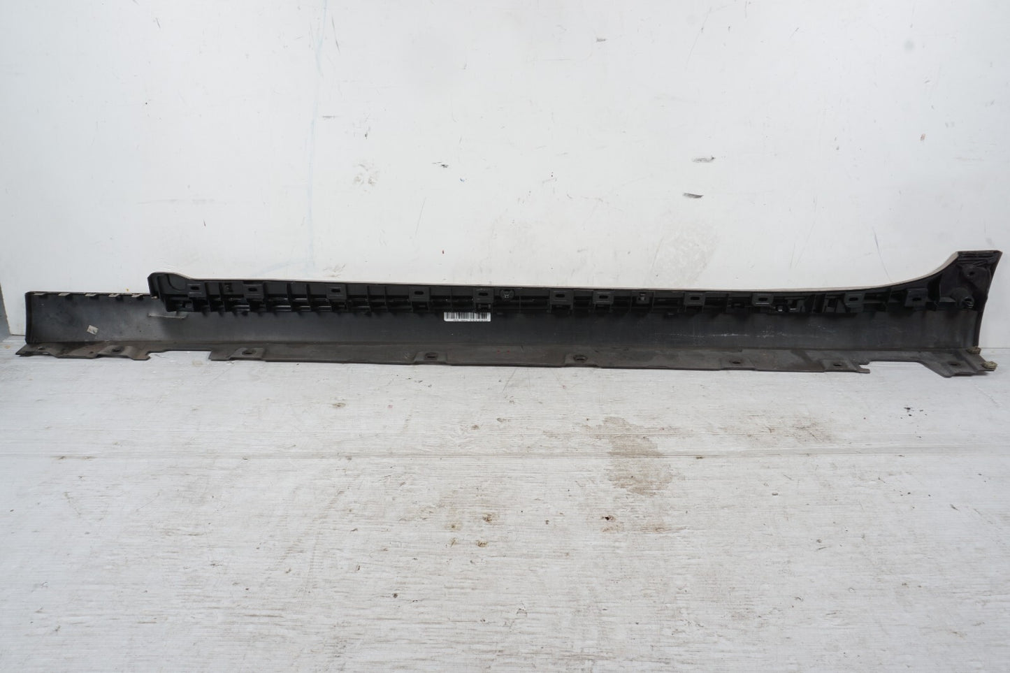 13-18 BMW 650i 640i Grand Coupe Right Passenger Side Rocker Panel Molding OEM