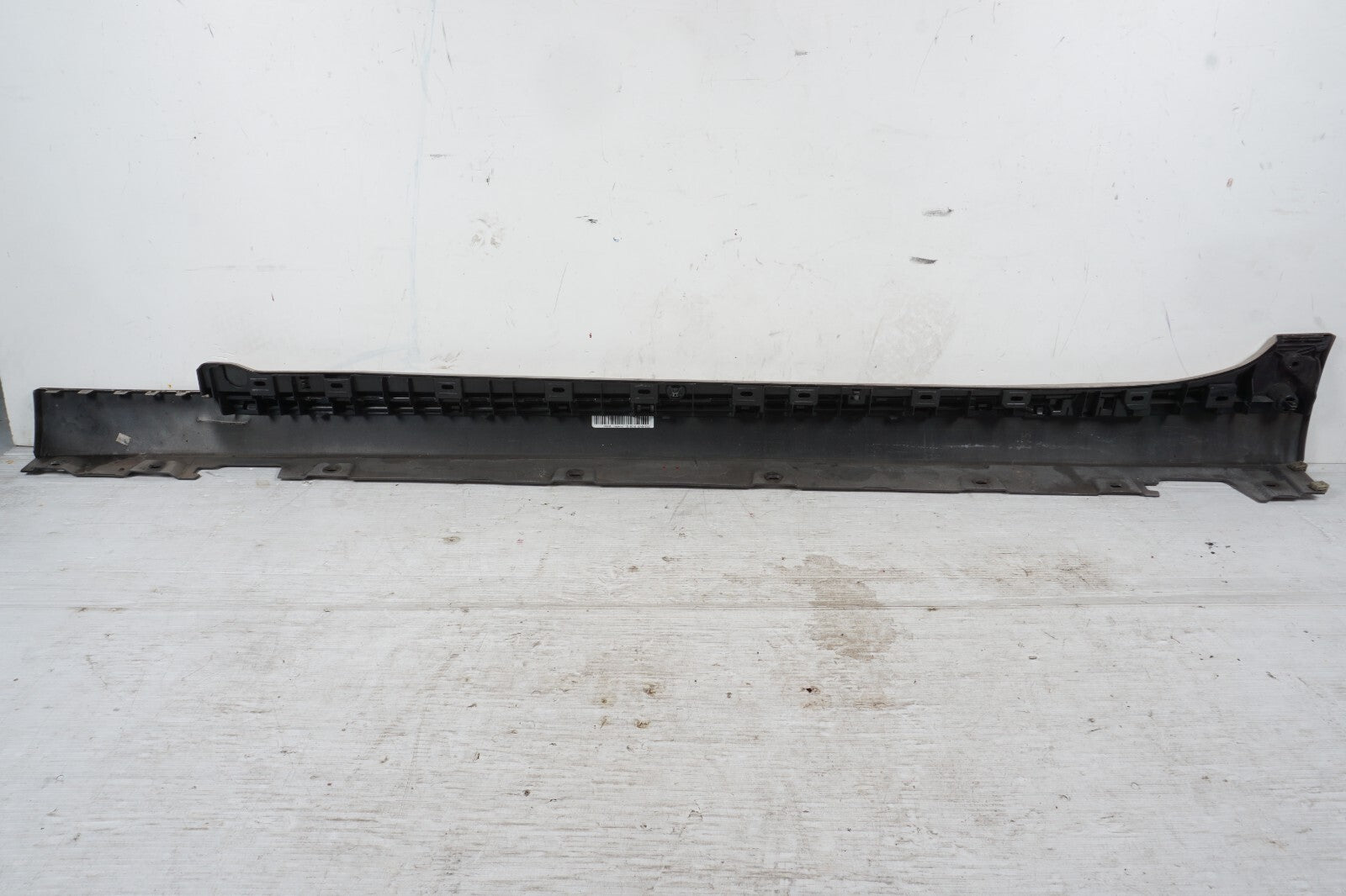 13-18 BMW 650i 640i Grand Coupe Right Passenger Side Rocker Panel Molding OEM