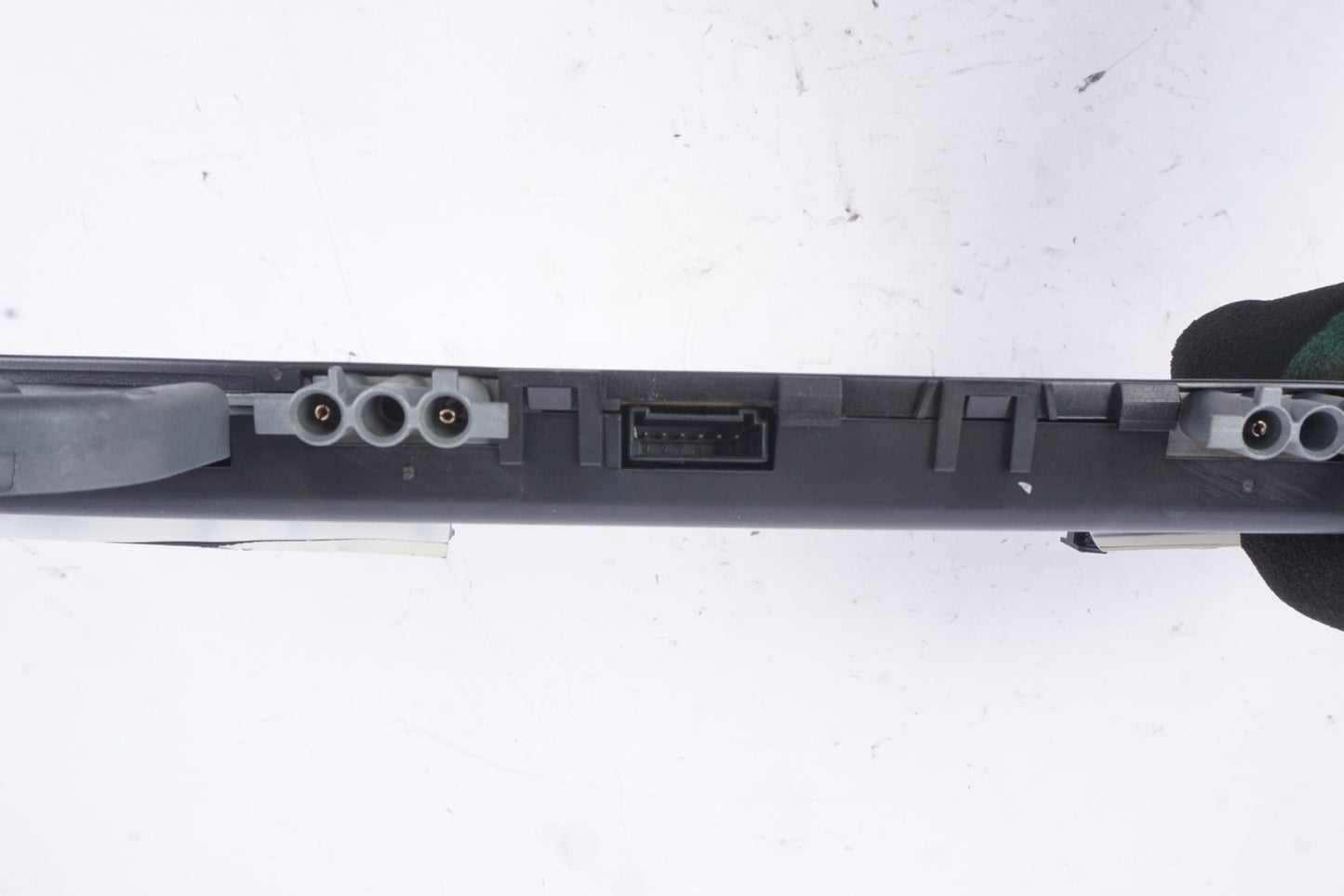 07-13 Mercedes W221 S550 S63 AMG Rear Roof Antenna Amplifier Amp 2218704789 OEM