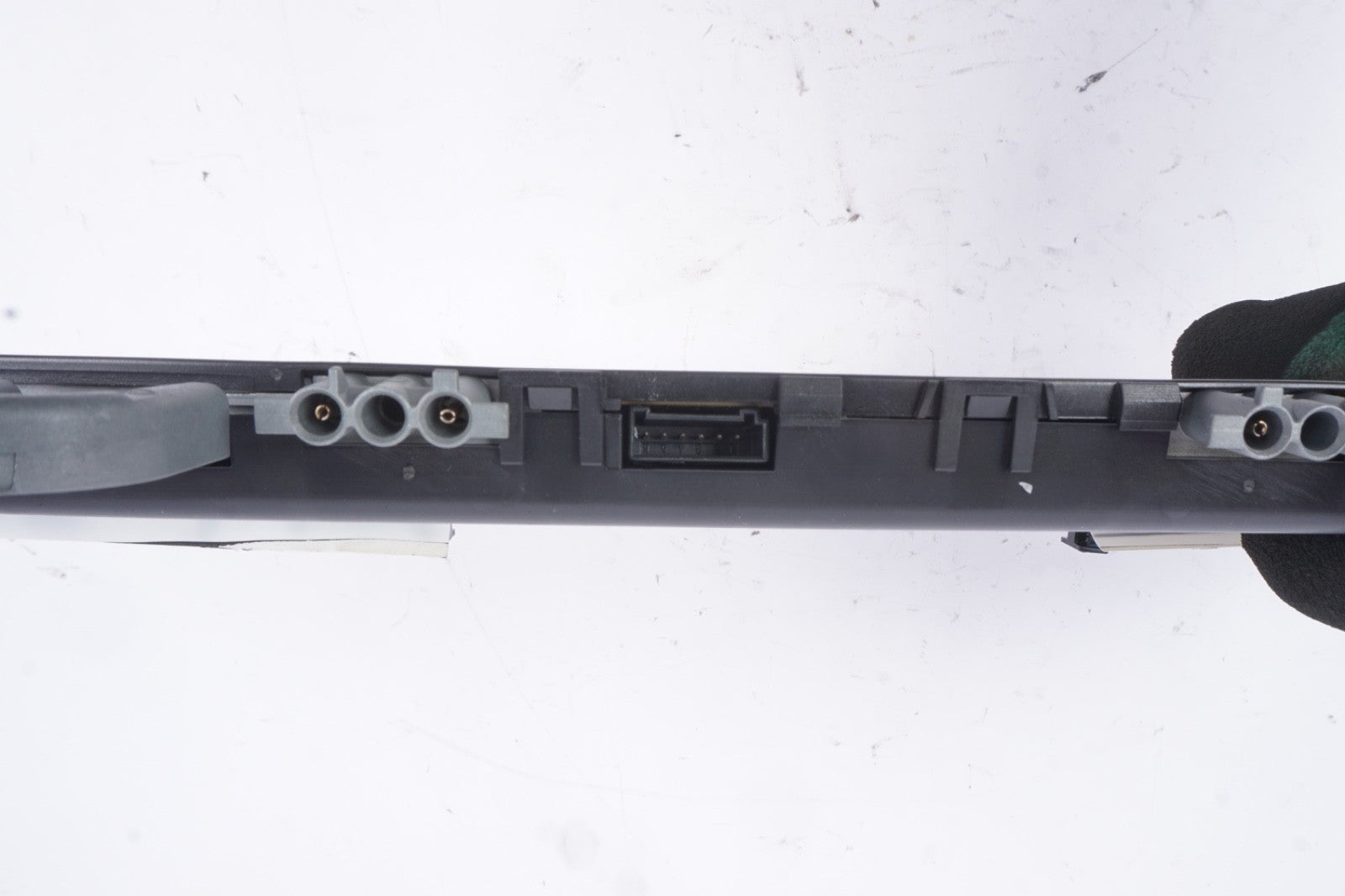 07-13 Mercedes W221 S550 S63 AMG Rear Roof Antenna Amplifier Amp 2218704789 OEM