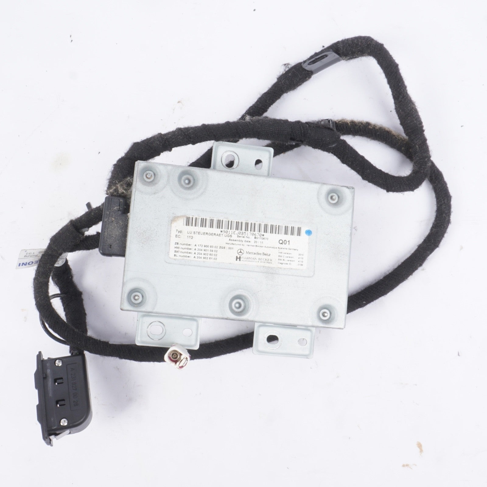 Mercedes W221 S550 S400 SLK350 Communication Interface Module 1729009302 OEM