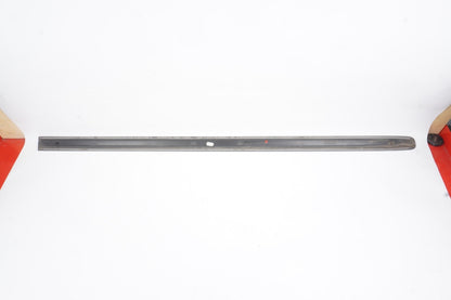 06 - 13 Volvo C70 Front Right Passenger Side Door Exterior Center Molding Oem