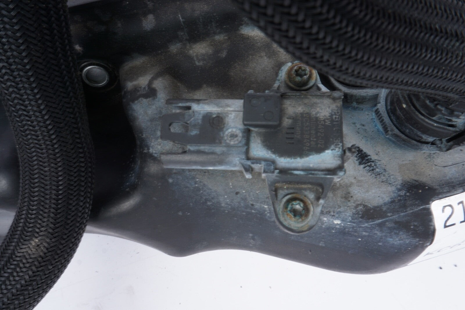 10-13 BMW F10 550i 650i 750i X5 X6 Air Intake Manifold Right Side  OEM