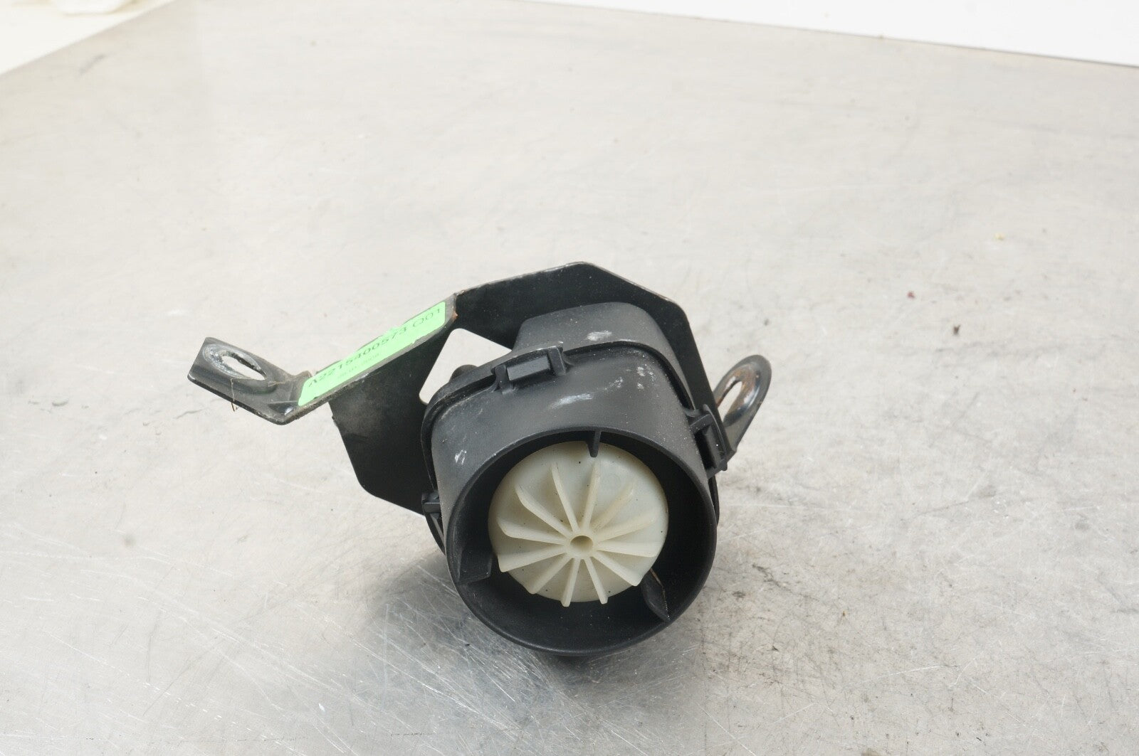 MERCEDES W216 W221 CL550 CL63 S63 S550 ANTI THEFT ALARM SPEAKER SIREN HORN OEM