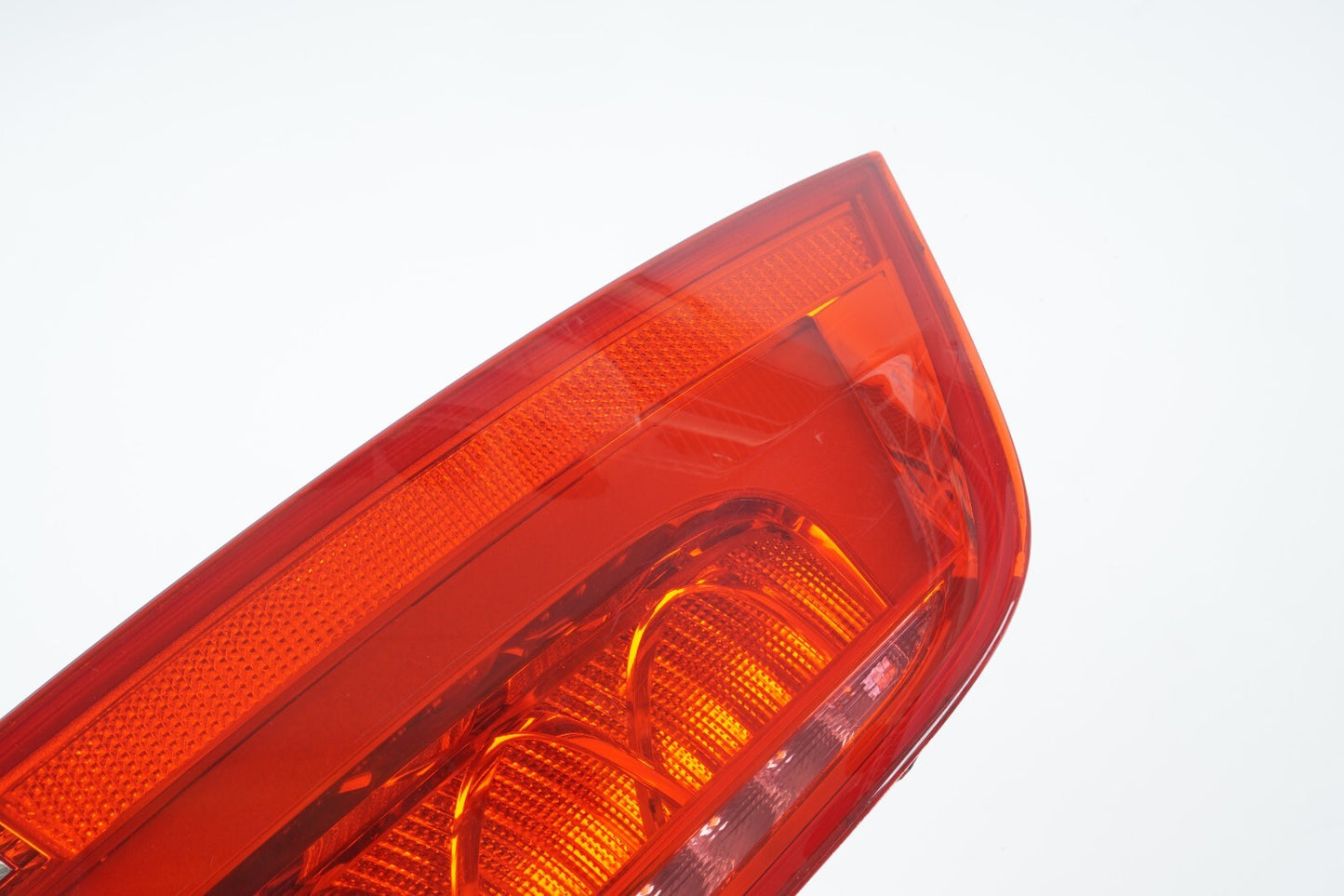 2012-2015 AUDI A7 S7 REAR LEFT DRIVER SIDE OUTER TAIL LIGHT LIGHT LAMP OEM