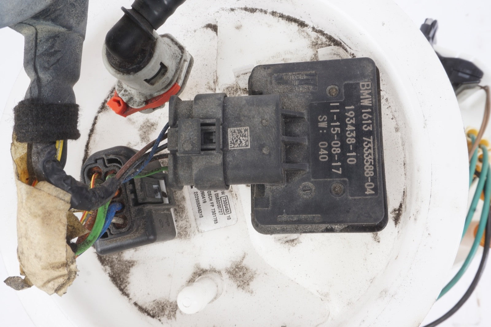 2018-2022 BMW X2 F39 OEM Tank Mounted Fuel Pump 7300463