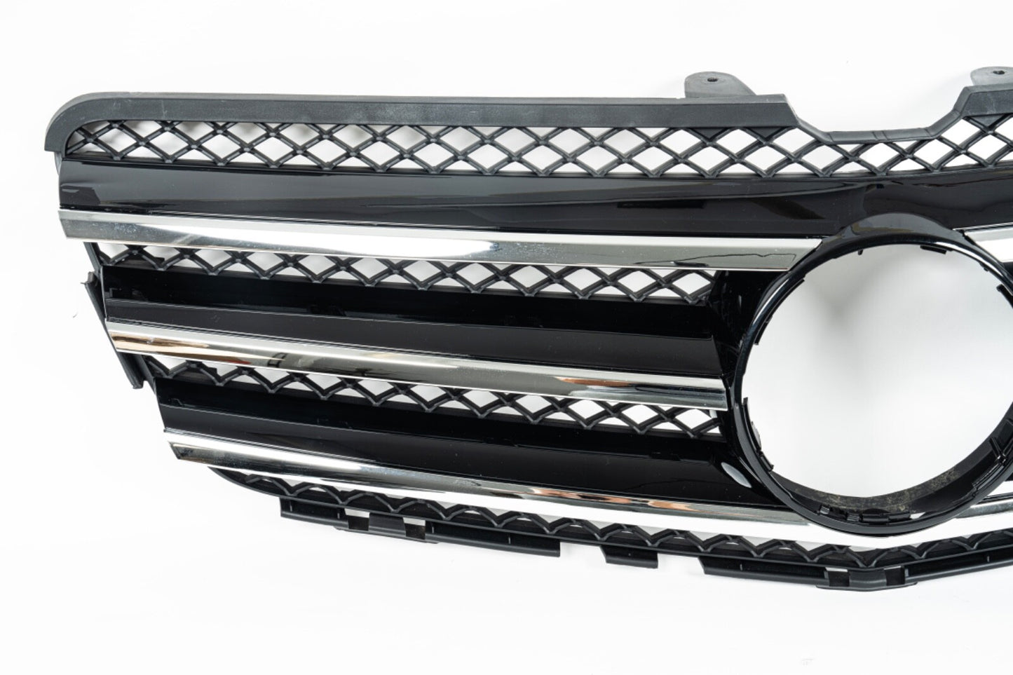 FOR 2011 - 2013 Mercedes Benz R350 Front Upper Chrome Grille NEW