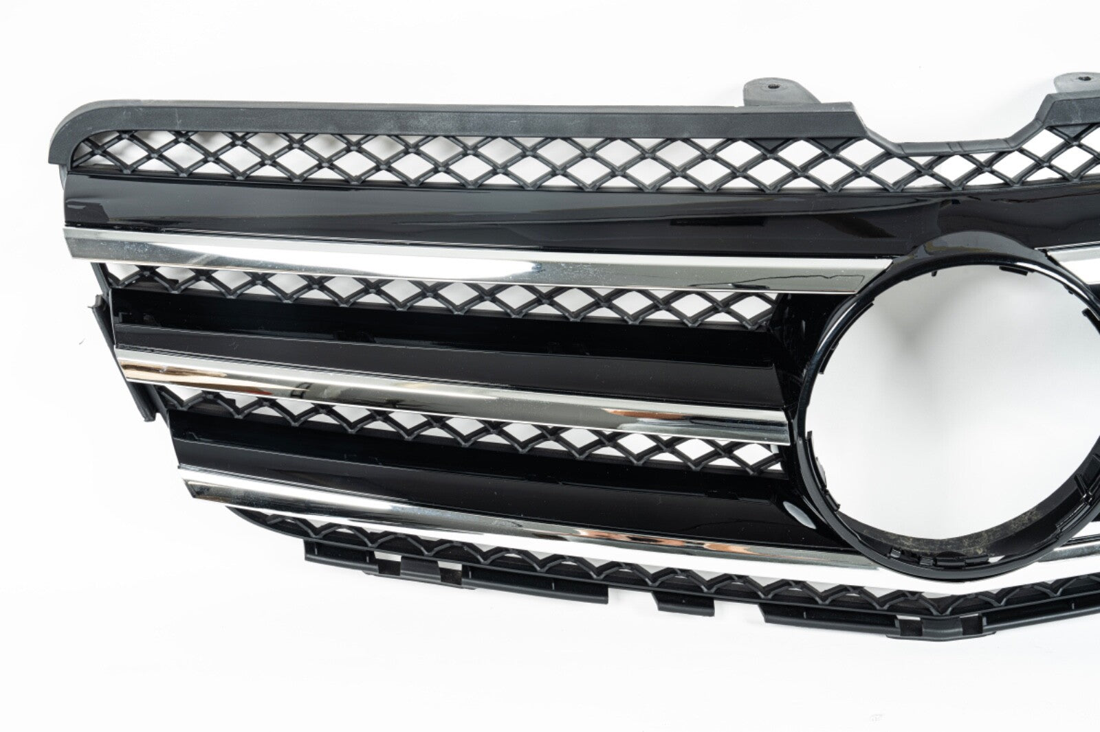 FOR 2011 - 2013 Mercedes Benz R350 Front Upper Chrome Grille NEW