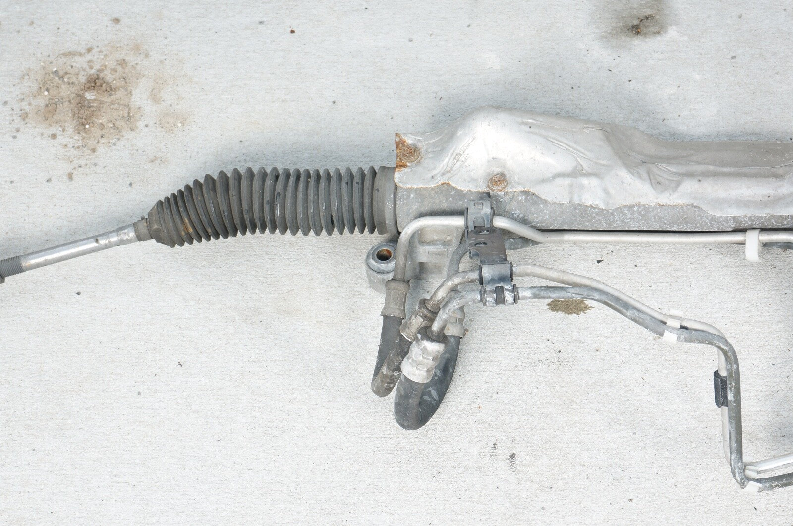 2012 Volvo C70 Power Steering Gear Rack and Pinion Assembly  360020176