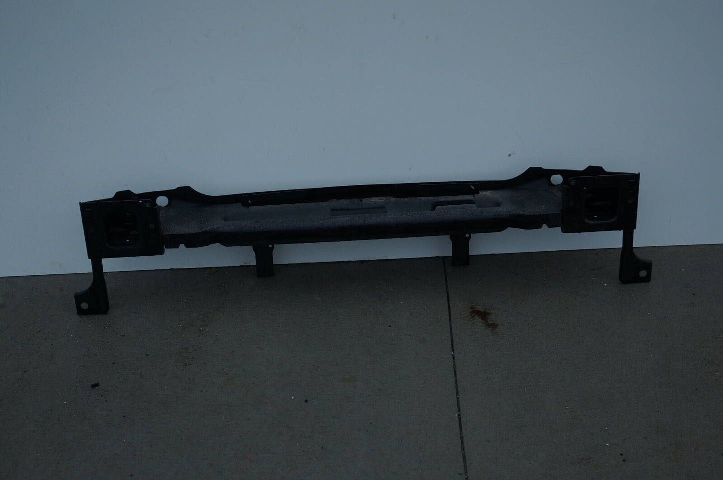 2007 - 2013 Mini Cooper REAR BUMPER REINFORCEMENT 7267029 HARD TOP OEM