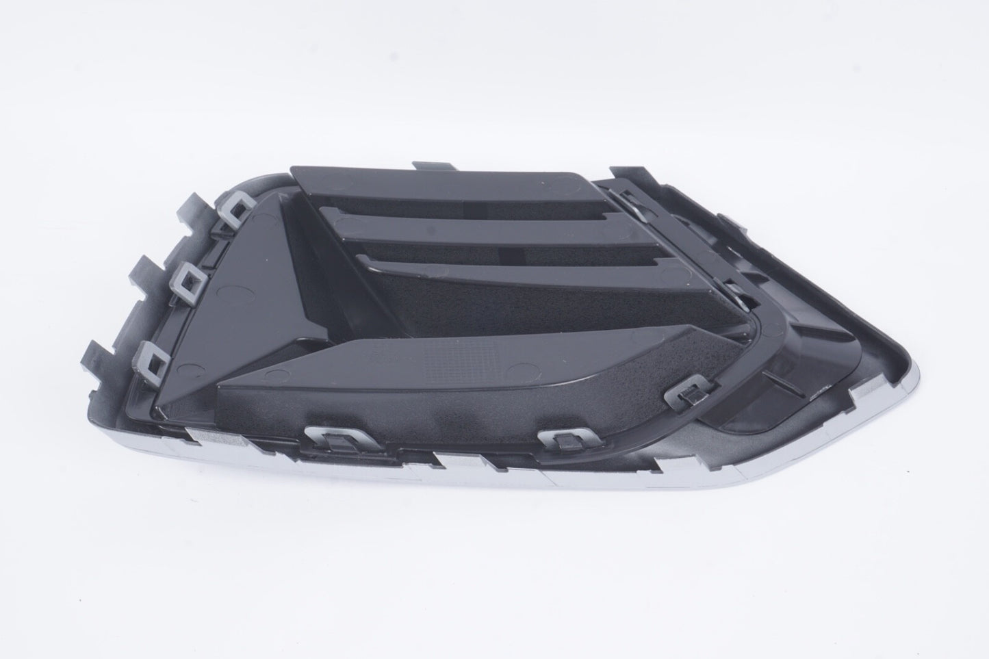 For 2020 Q3 Front Bumper Side Grille Bezel Cover Trim Left Side