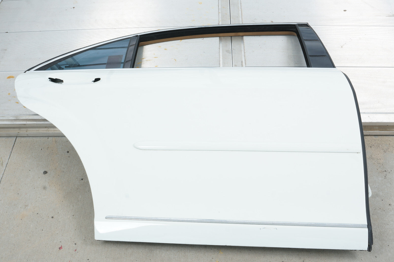 07 - 13 MERCEDES-BENZ S550 W221 REAR RIGHT PASSENGER SIDE DOOR SHELL OEM