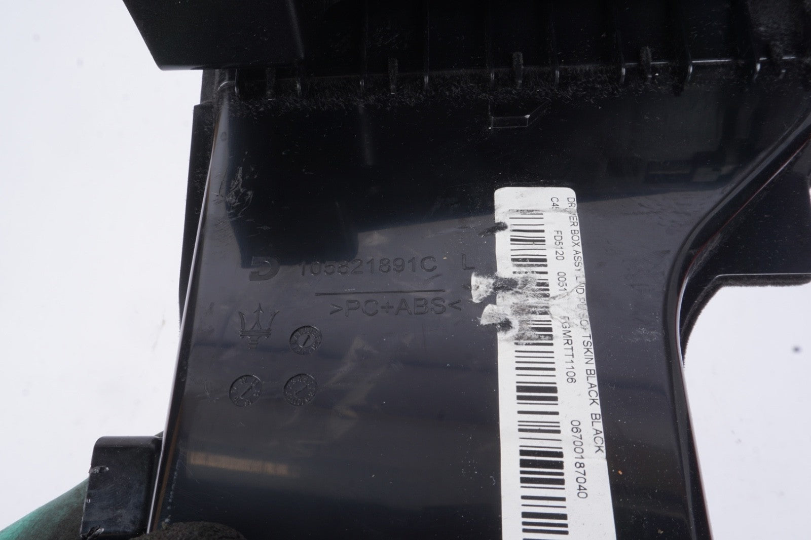 2014 -2016 MASERATI GHIBLI LEFT DASH CUBBY SMALL GLOVE BOX COMPARTMENT TRIM ASSY