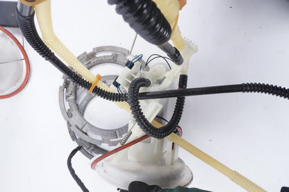 12-15 Mercedes W204 C250 Fuel Pump OEM