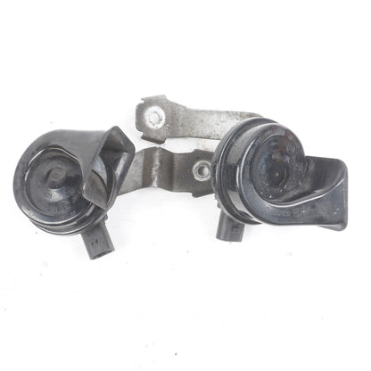 2012-2019 Volkswagen Passat Horn Signal High & Low w/ Bracket OEM