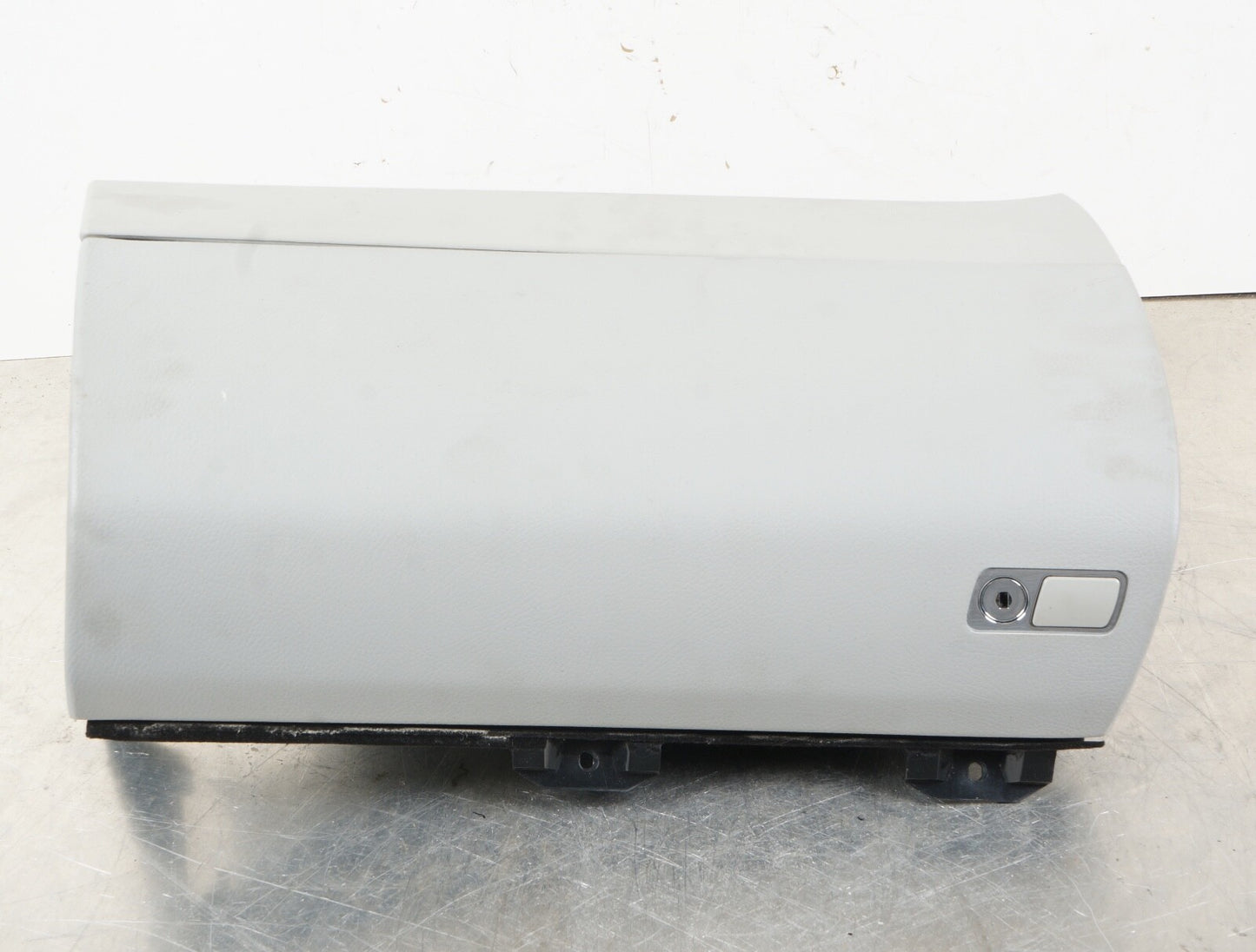 2010 - 2013 MERCEDES S550 OEM RIGHT FRONT DASH GLOVE BOX GREY
