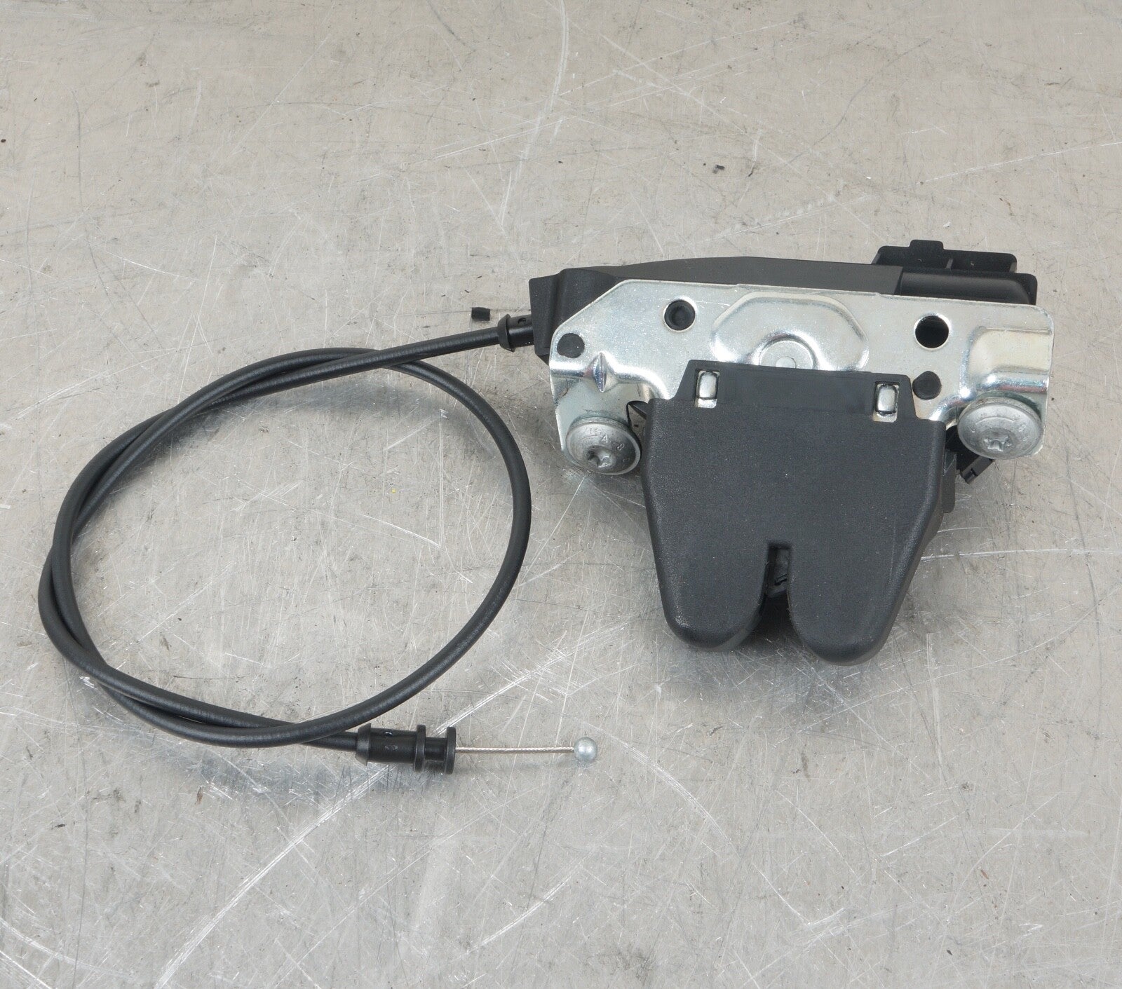 08-17 Mercedes W204 C350 C300 Trunk Lid Latch Lock Actuator 2047500185 OEM