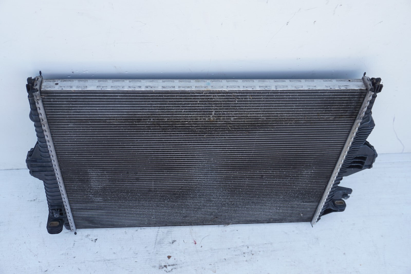 2011-2018 PORSCHE CAYENNE 3.6L ENGINE COOLANT COOLING RADIATOR  OEM